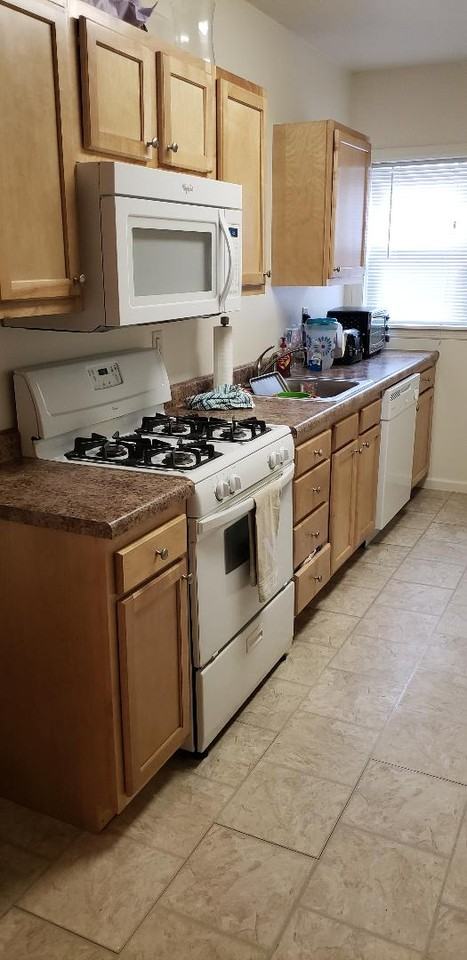 258 Atwood St. - Photo 3 of 8