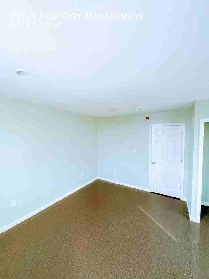 2863 N 5th St ## 3c - Photo 6 of 18