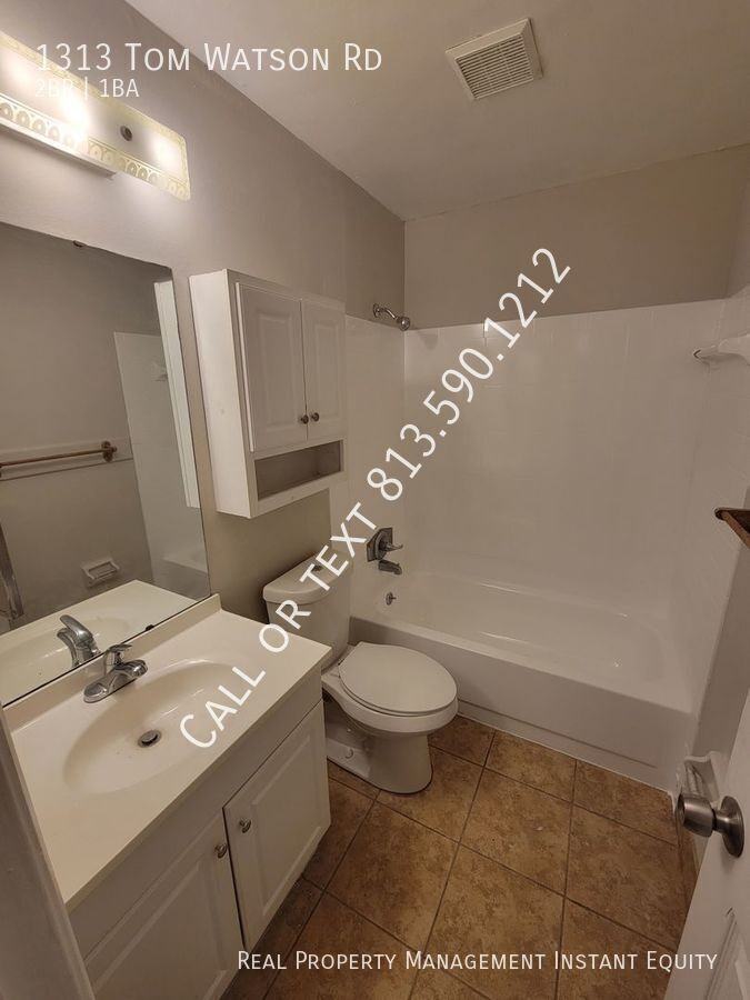 1313 Tom Watson Rd - Photo 6 of 9