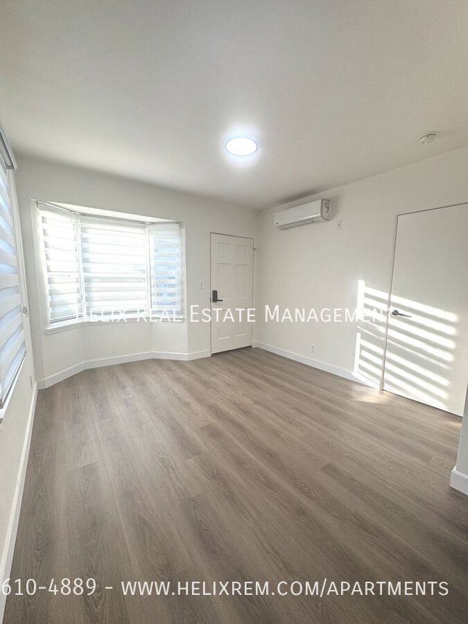 1706 N Sierra Bonita Ave - Photo 2 of 16