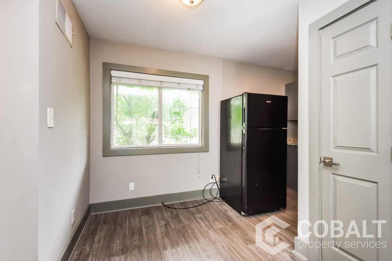 1984 Wellbourne Dr. NEUnit 7 #7 - Photo 3 of 19