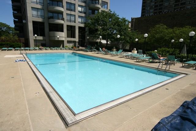 N Lincoln Ave & W Armitage Ave - Photo 6 of 10