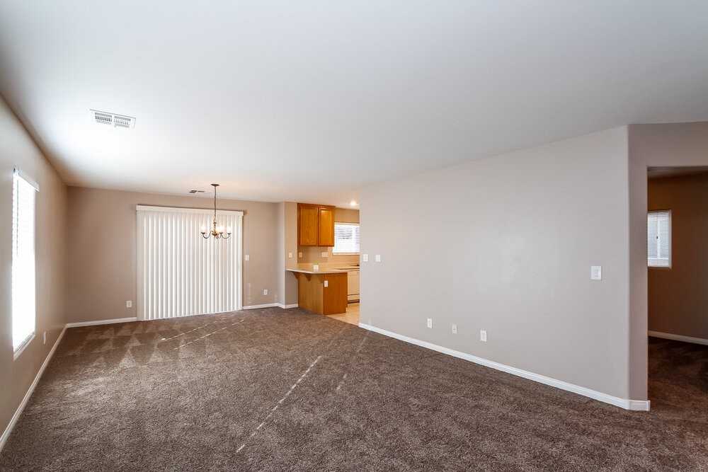 10293 Burning Bush St - Photo 2 of 15