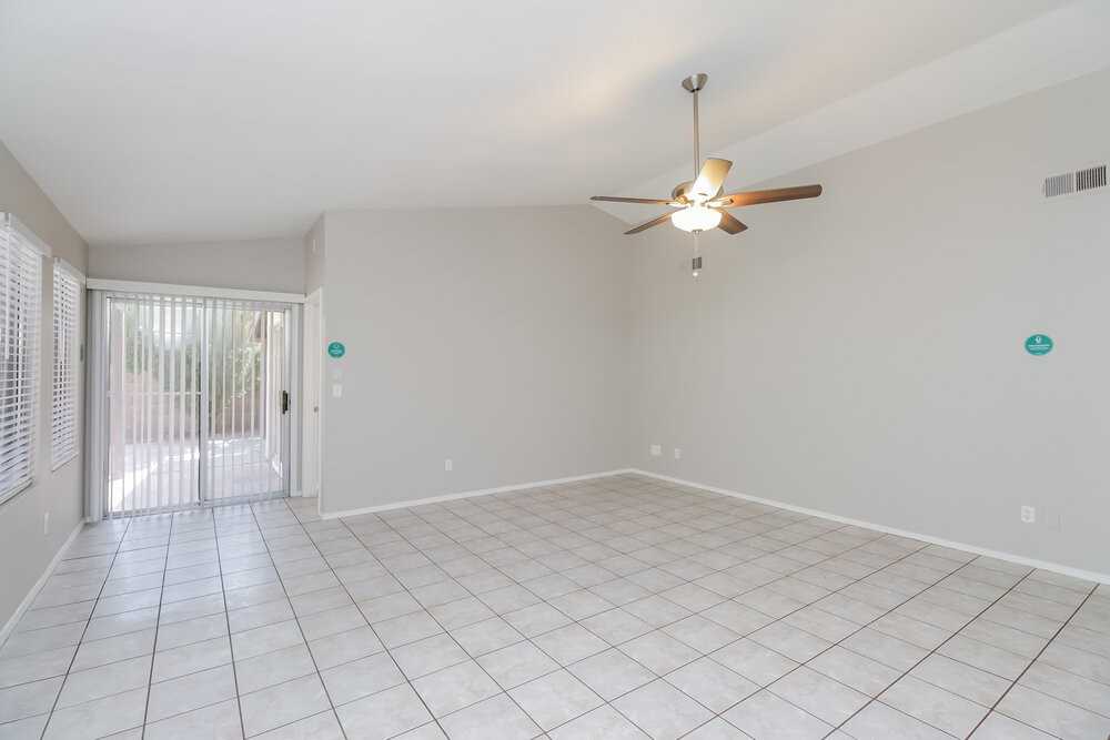 6329 W Puget Ave - Photo 4 of 16