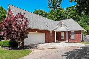 featured image of 388 Jasmine Dr