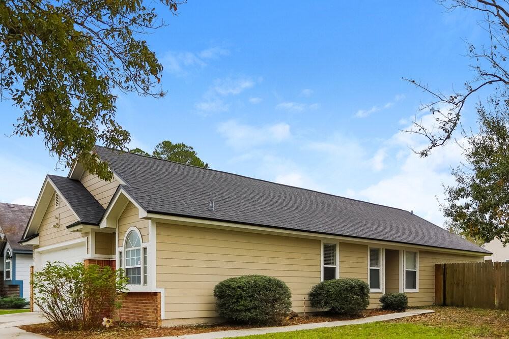 1263 Suffolk Pl - Photo 3 of 15