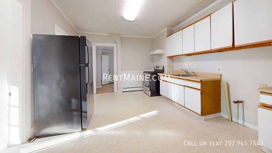 101 Sanford St #A - Photo 2 of 17