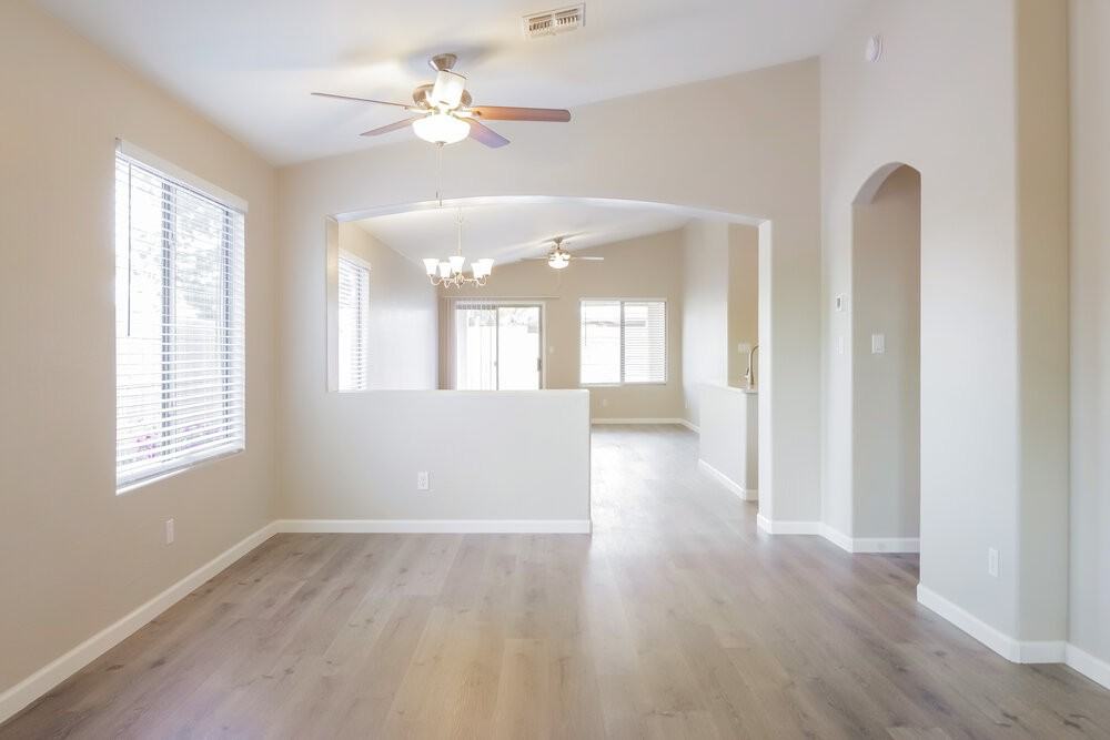 13284 W Port Au Prince Ln - Photo 3 of 16