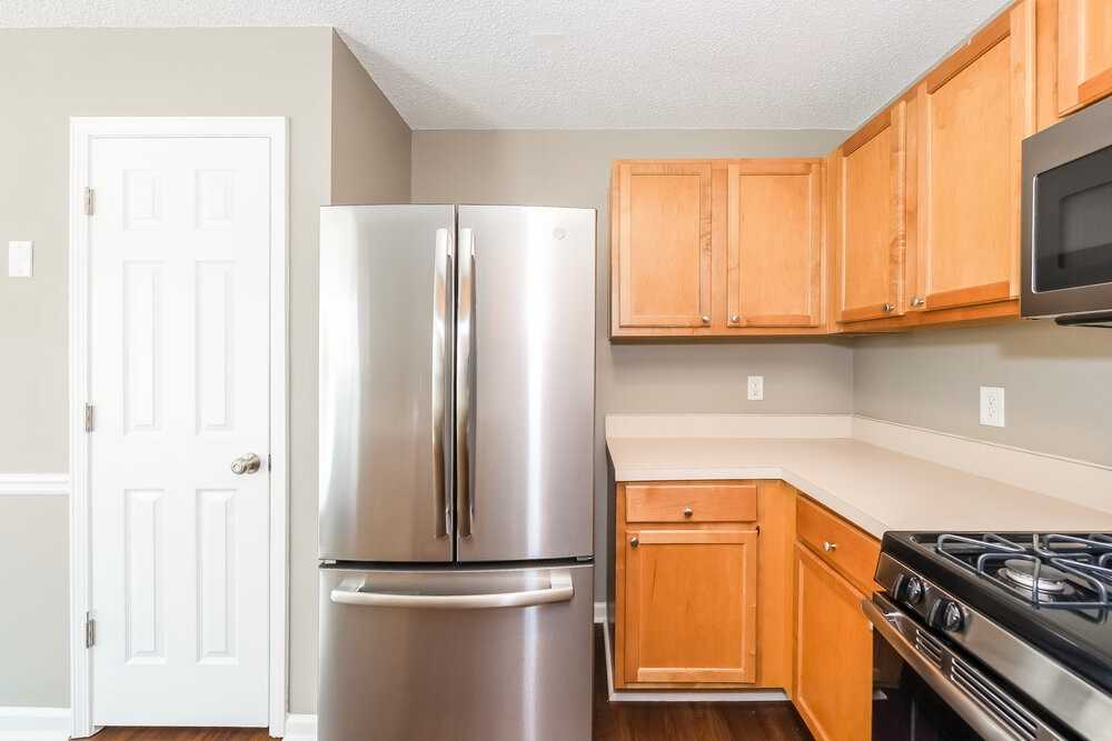 2025 Registry Dr - Photo 6 of 17