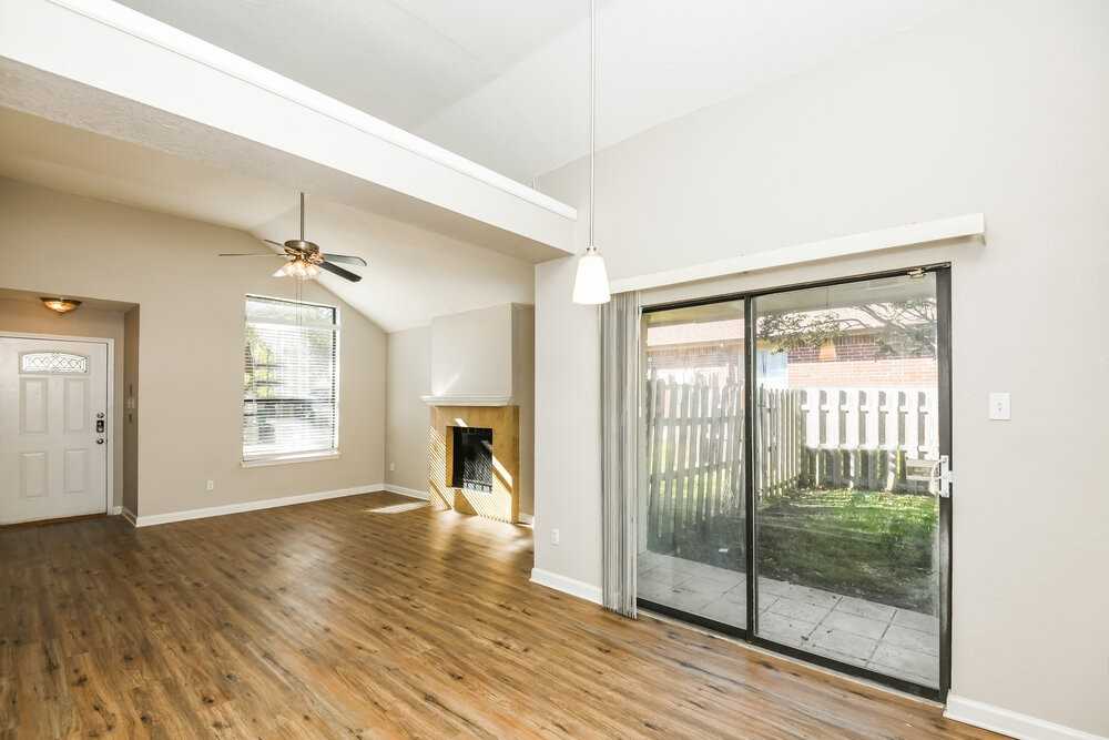 103 Hardin Dr - Photo 7 of 16