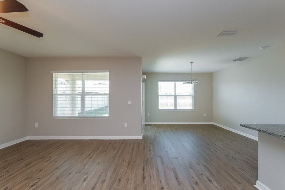 10006 Warm Stone St - Photo 5 of 16