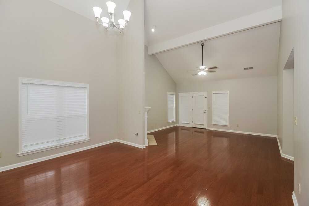 1700 Torrington Ct - Photo 6 of 16