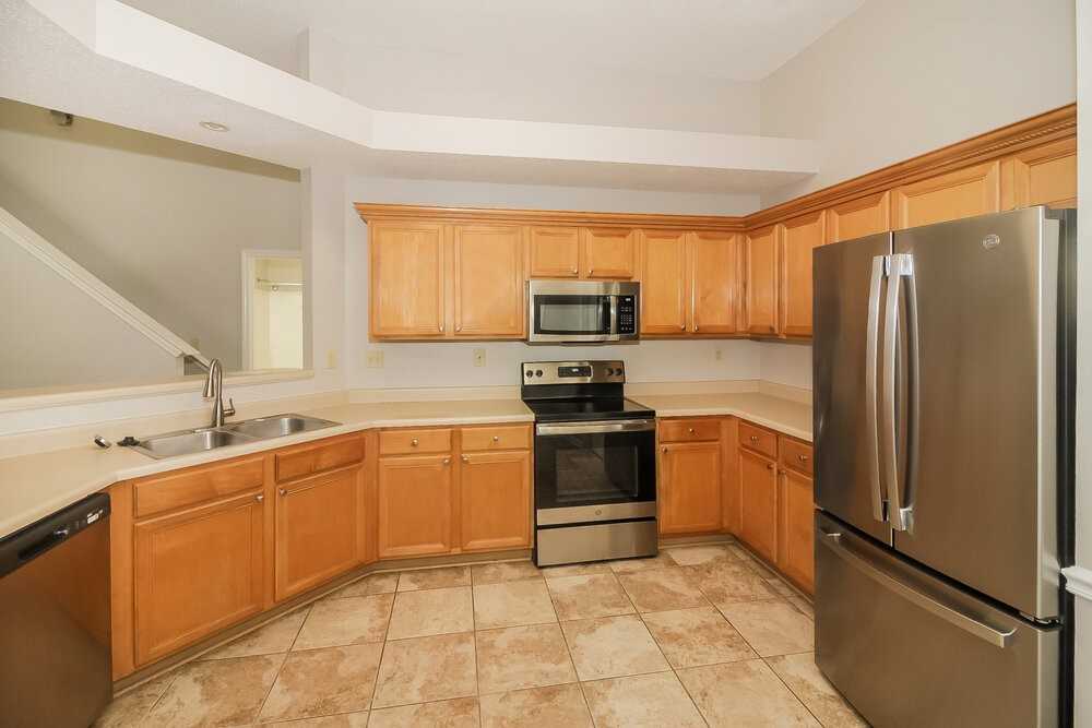 1700 Torrington Ct - Photo 7 of 16