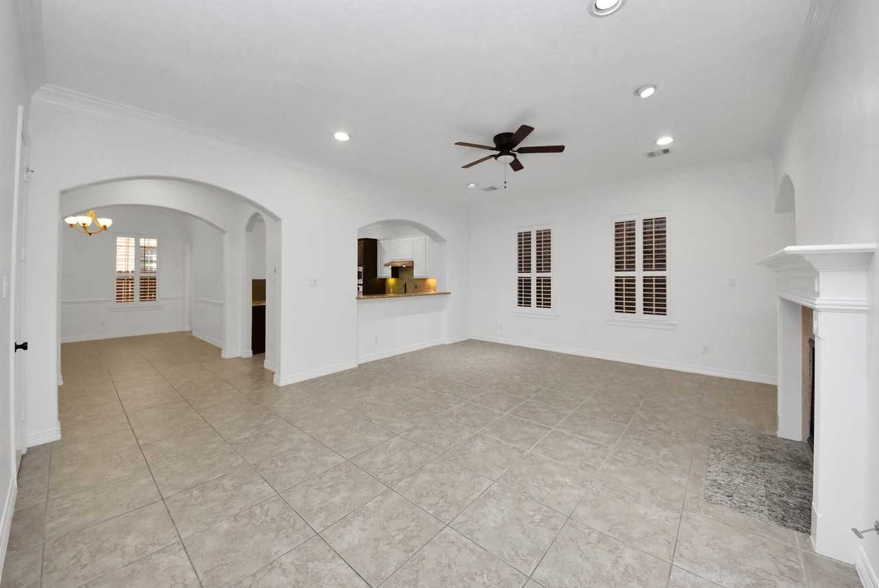 1510 Olive Park #1510 - Photo 3 of 41