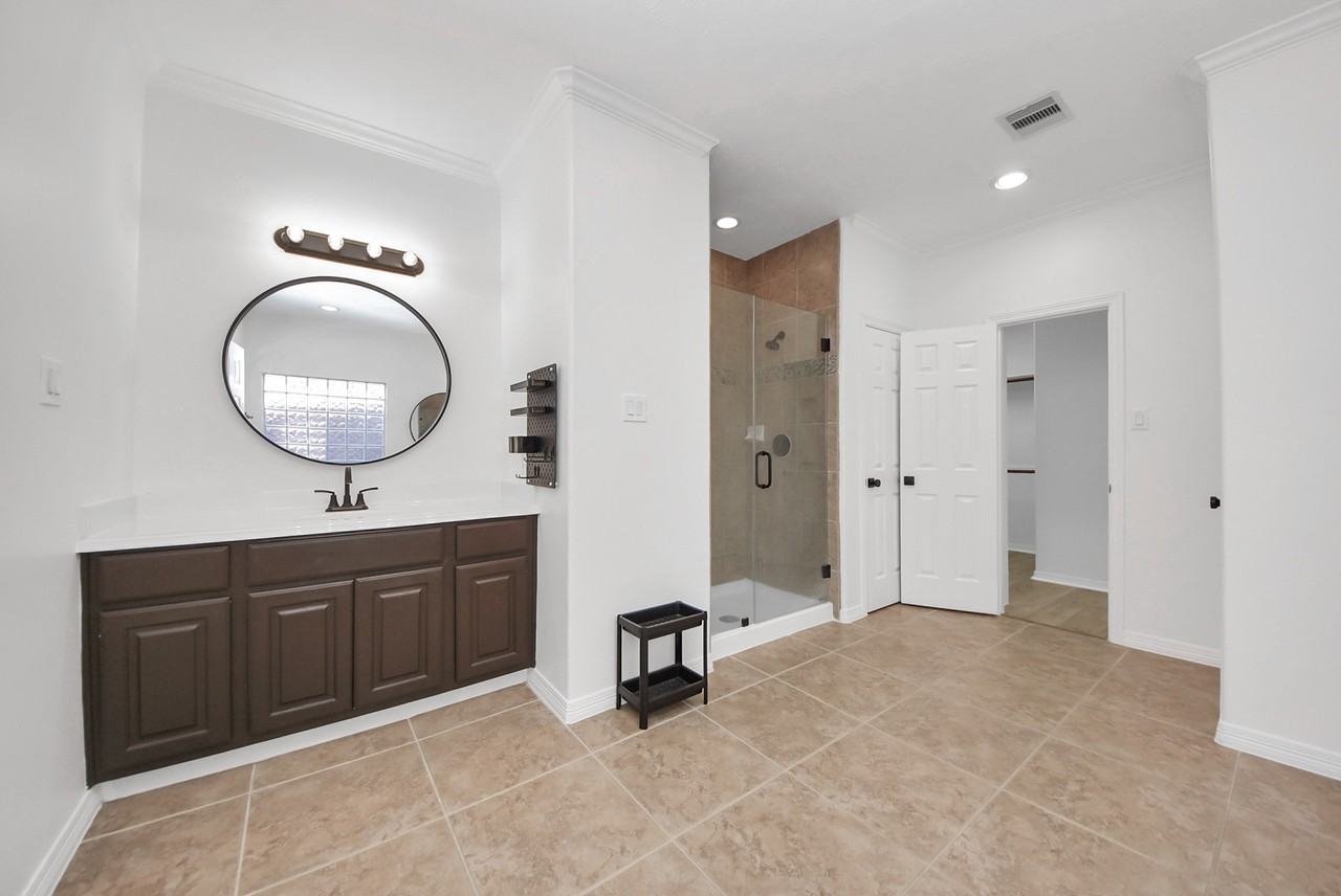 1510 Olive Park #1510 - Photo 7 of 41