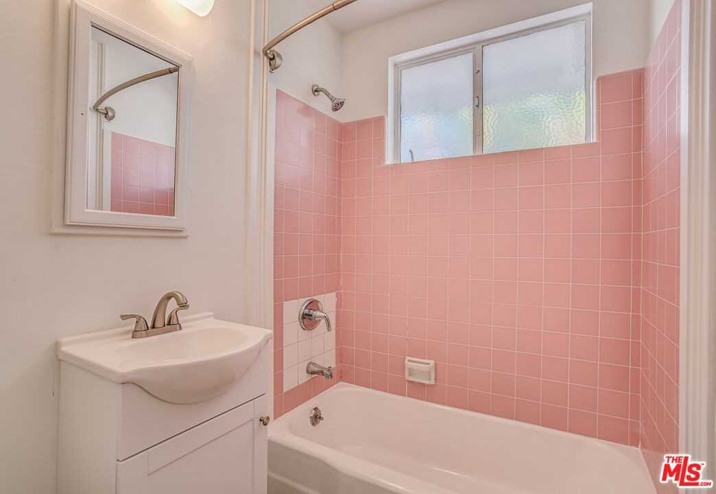 459 E Avenida Olancha #459-2 - Photo 7 of 11