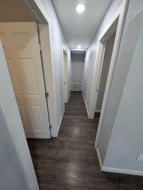 406 Goliad St - Photo 7 of 17