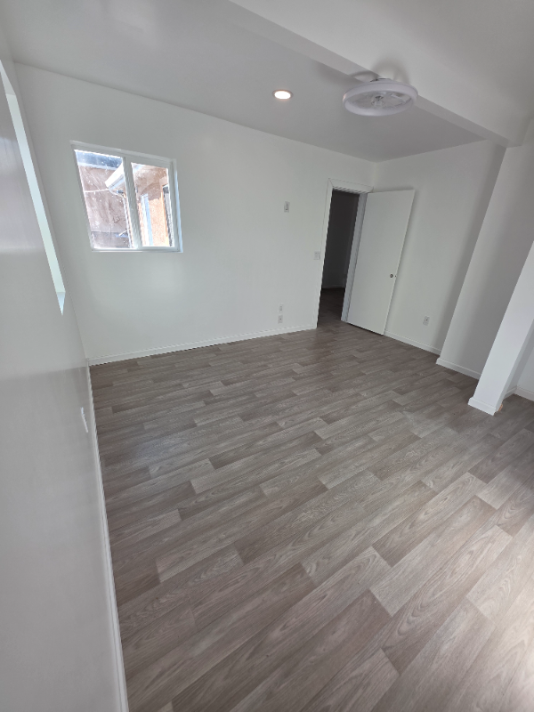 8034 Ney Ave - Photo 7 of 9