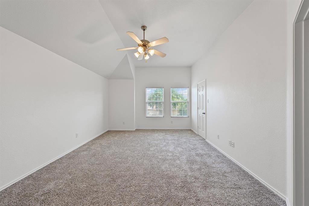 9960 Fleetwood Dr #9960 - Photo 2 of 26
