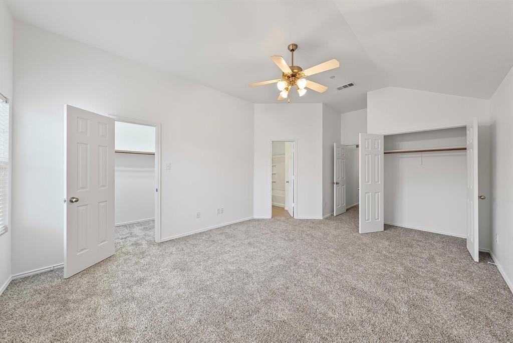 9960 Fleetwood Dr #9960 - Photo 3 of 26