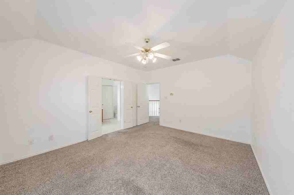 635 Forest Hill Dr #635 - Photo 3 of 28