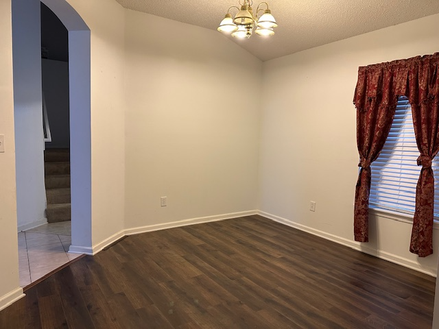 2455 Coachman Lakes Dr - Photo 5 of 24