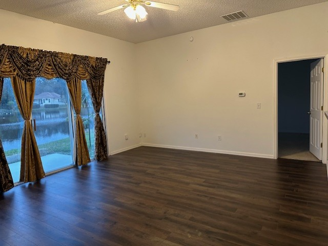 2455 Coachman Lakes Dr - Photo 7 of 24