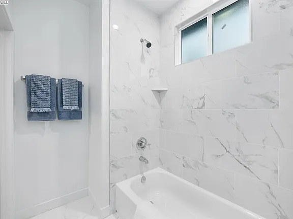 741 Claire Ave - Photo 4 of 6