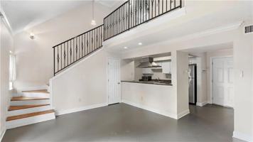 featured image of 351 Jackson Ave #3B