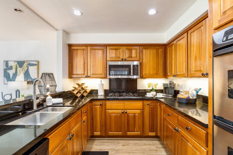 2026 Fairview Ave E - Photo 6 of 20