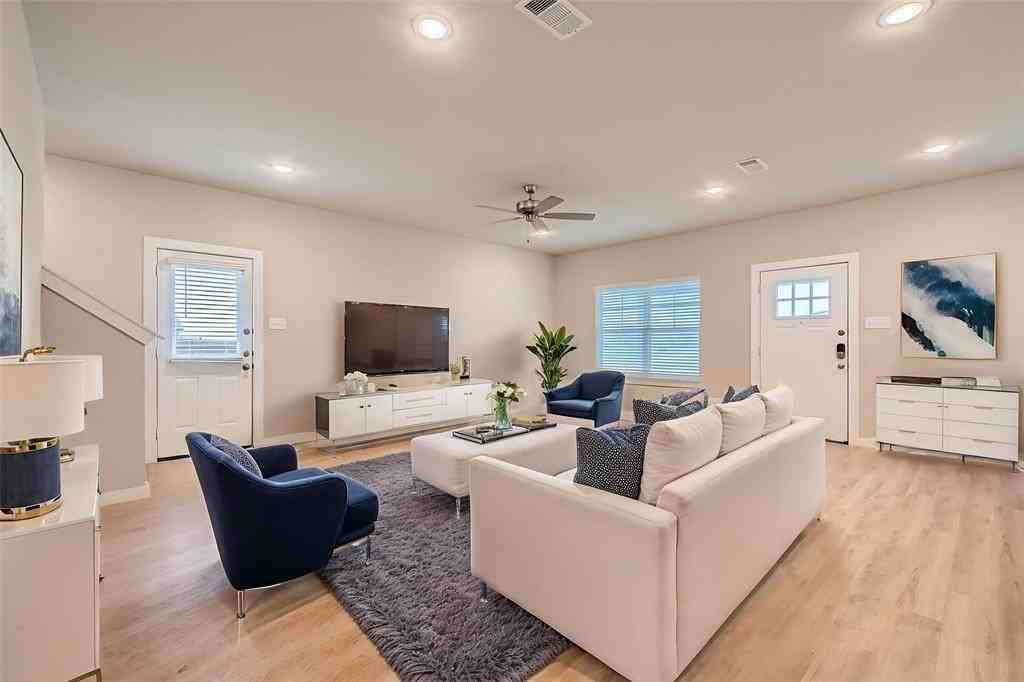 4626 Goodspring Ln #4626 - Photo 4 of 6