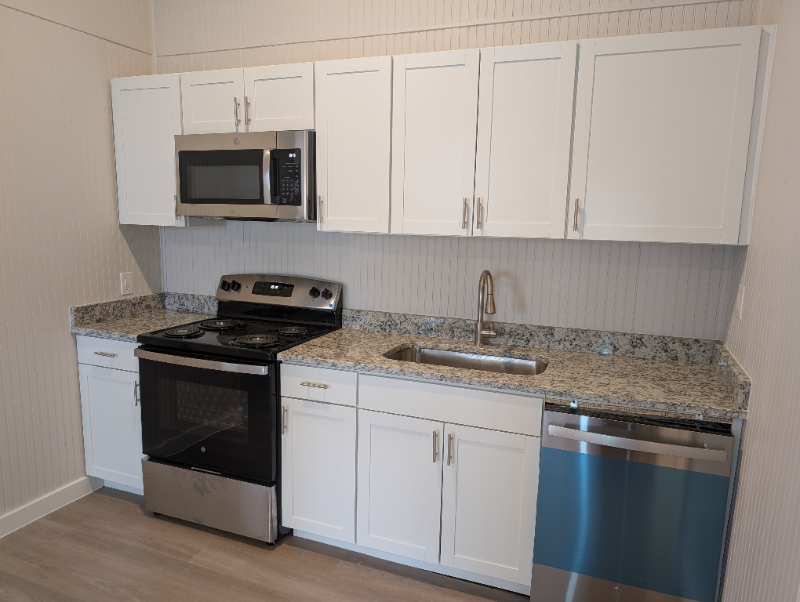 1007 Bois D Arc St - Photo 2 of 12