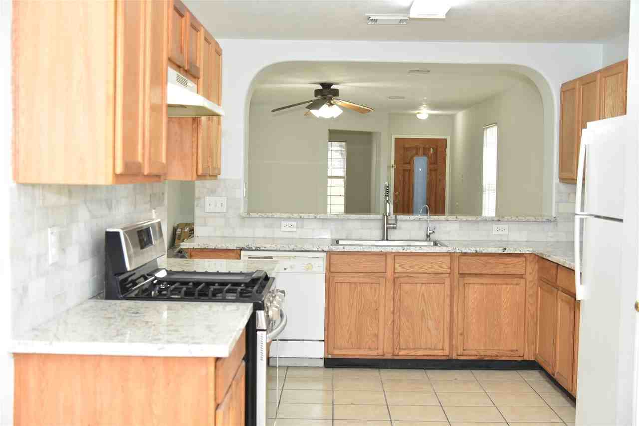 10406 Sutter Glen Ln #10406 - Photo 6 of 27