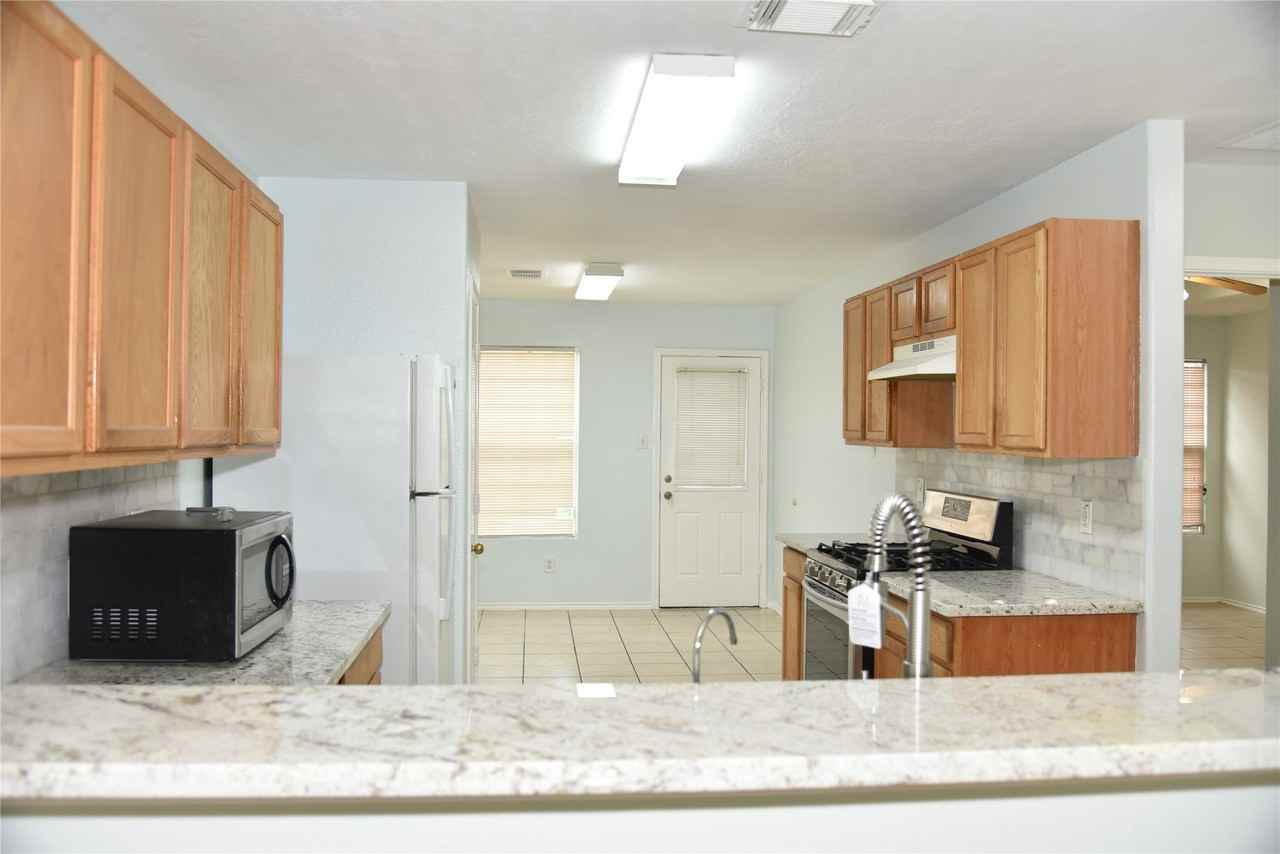 10406 Sutter Glen Ln #10406 - Photo 7 of 27