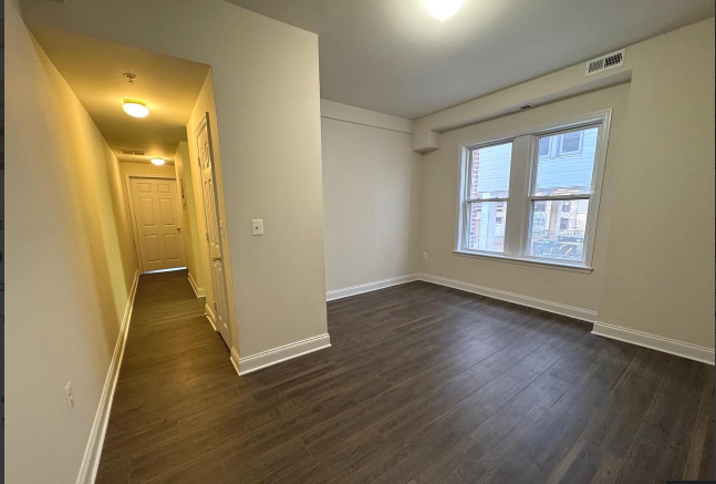 1340 Fairmont St Nw #3 - Photo 4 of 14