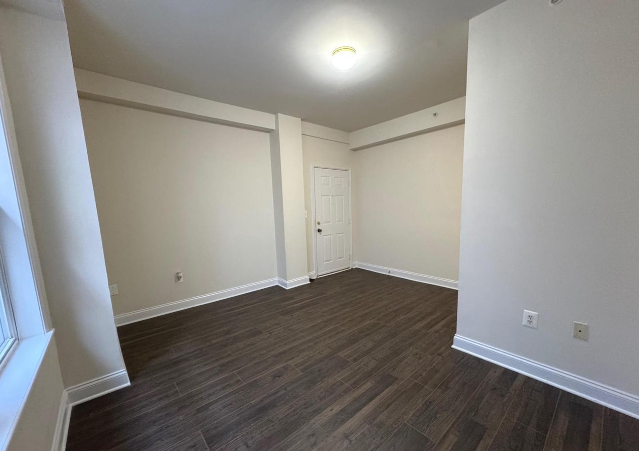 1340 Fairmont St Nw #3 - Photo 6 of 14