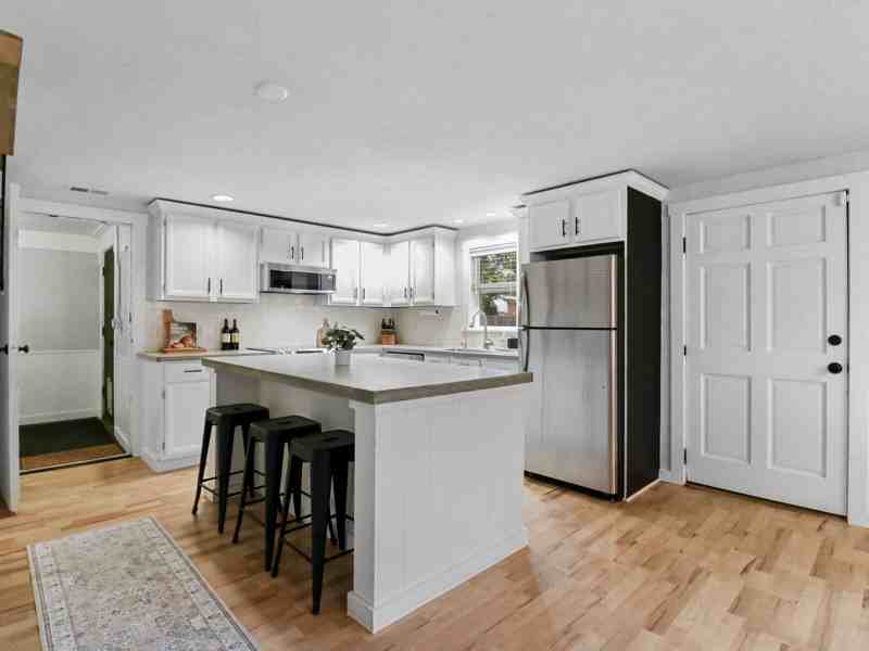 4 S Randall St - Photo 5 of 19