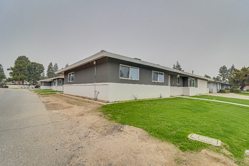 1001 Mira Loma Dr #1001 - Photo 3 of 17