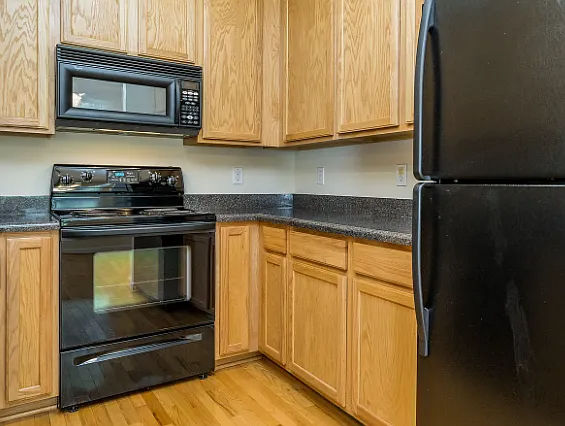 5404 Goldenglow Way - Photo 7 of 16