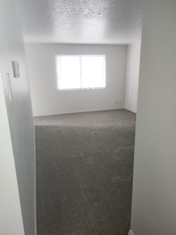 516 Lewis Ave Se #516 - Photo 3 of 10