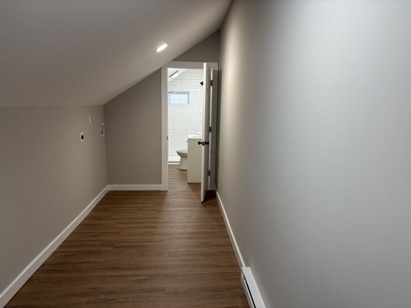 105 Avon Ave - Photo 6 of 9