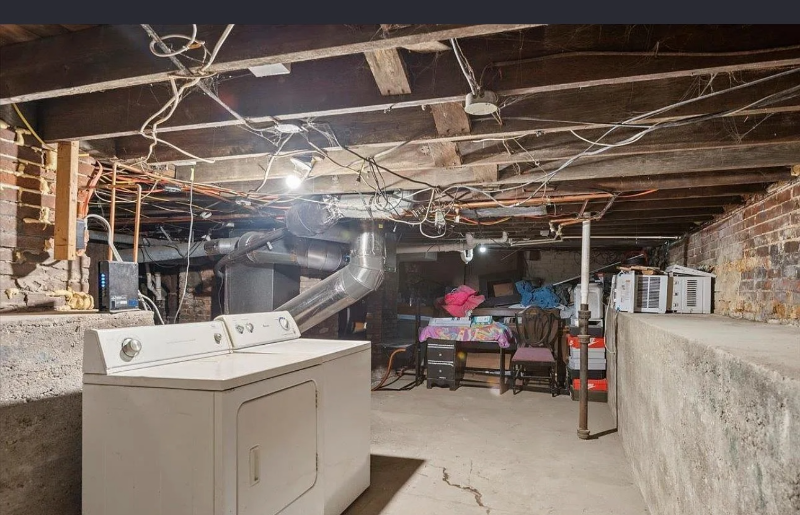 1127 N 6th St #B - Photo 3 of 13