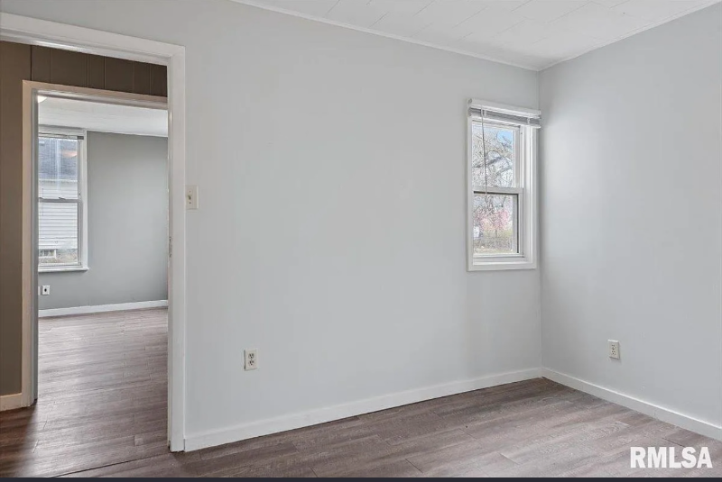 1127 N 6th St #B - Photo 5 of 13