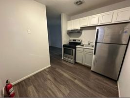 featured image of 2430 Muscatine Ave #16