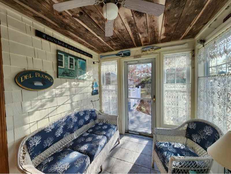 22 Huckleberry Ln - Photo 6 of 9