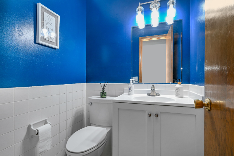 7450 Duluth St - Photo 7 of 20