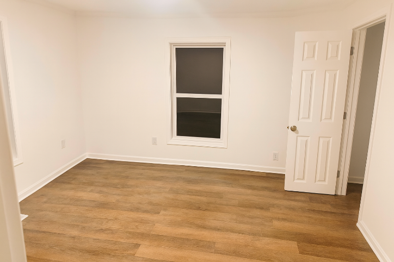 1617 Bradley Pl - Photo 4 of 9