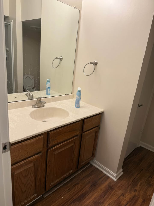 8931 Kenilworth Dr - Photo 2 of 4