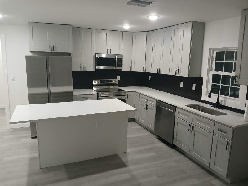 1110 Commerce Dr - Photo 6 of 12