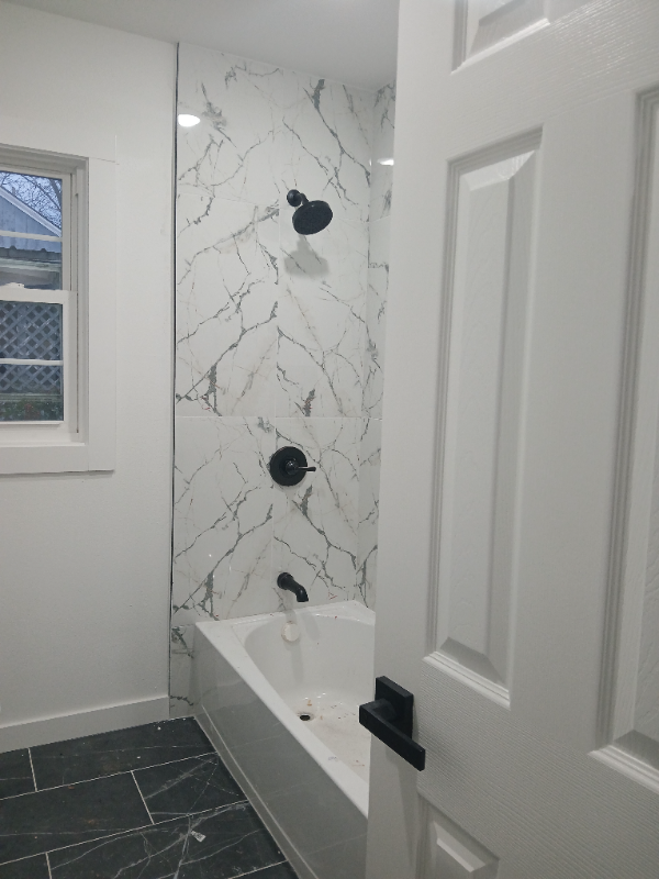 1110 Commerce Dr - Photo 7 of 12